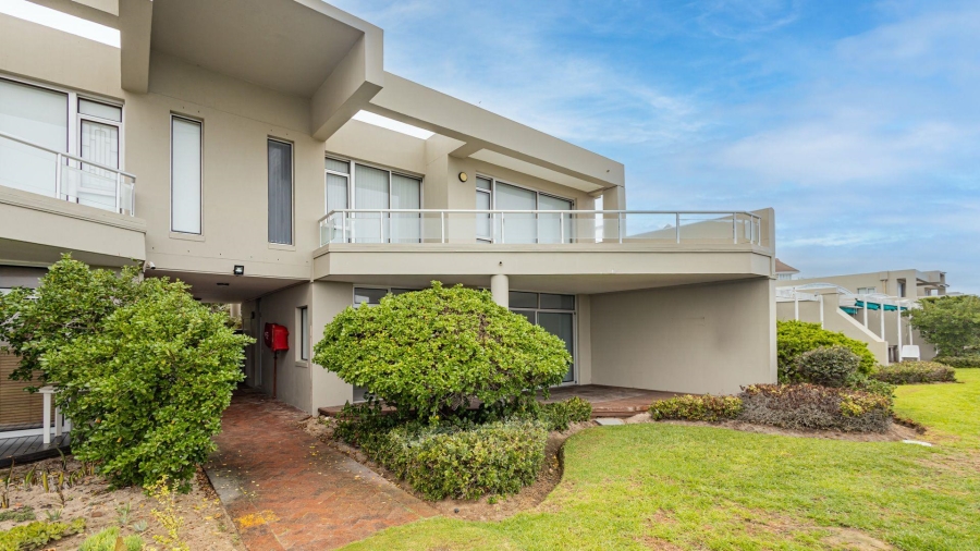 To Let 3 Bedroom Property for Rent in Table View Western Cape